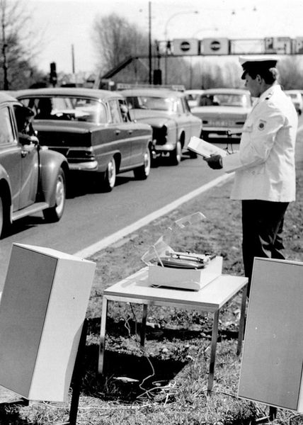 In der Wirtschaftswunderzeit wurde das Auto rasch zum Statusymbol. Und so 