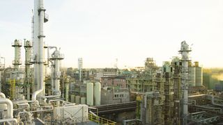 An seinem Standort in Oberhausen hat OQ Chemicals ein Erweiterungsprojekt erfolgreich abgeschlossen. (OQ Chemicals)