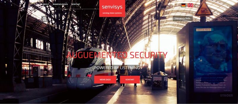 Senvisys ist ein Sensorik-Startup aus Saarbrücken. Unterstützt durch künstliche Intelligenz ermöglicht die Vibrations-Sensorik eine effiziente und kabellose Bahnübergangssicherung. Das Unternehmen produziert eigene Anlagen, die Schallwellen-Signale mit großer Sensitivität empfangen können, und Software, die diese Signale analysiert und verarbeitet. Durch die Verbindung von Hardware und Software wird Datenfluss erstellt, der ein breites Spektrum an Informationen über das Untersuchungsobjekt bereitet. Somit können dynamische Systemen überwacht und gesichert werden. (Bild: Senvisys)