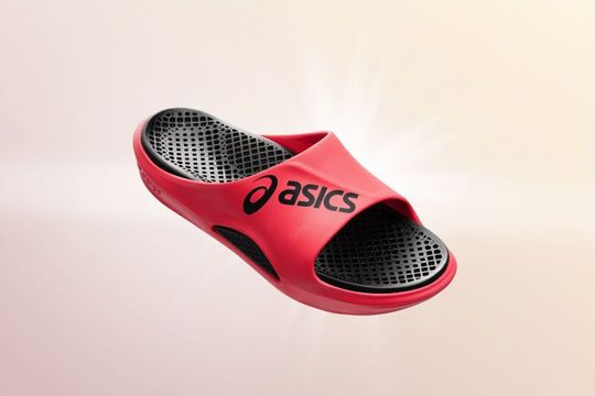 Die Actibreeze Hybrid Sandale ist für Läufer in Ruhe- und Erholungsphasen konzipiert.(Bild:  RAW Productions - Joop Groen)