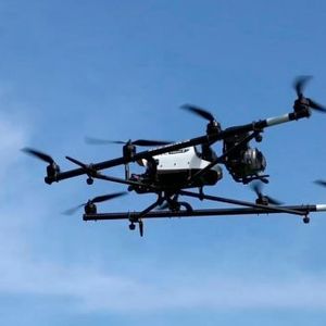 Ausgerüstet mit High-Tech Kameras und Bilddatenverarbeitung übernehmen Drohnen mehr und mehr zivile Überwachungs- und Kontrollfunktionen.