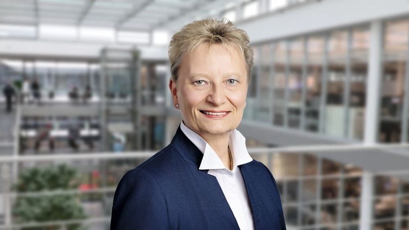 Sabine Neuß übernimmt die Leitung des Zentralbereichs Produktion (COO) bei Brose.(Bild:  Brose)
