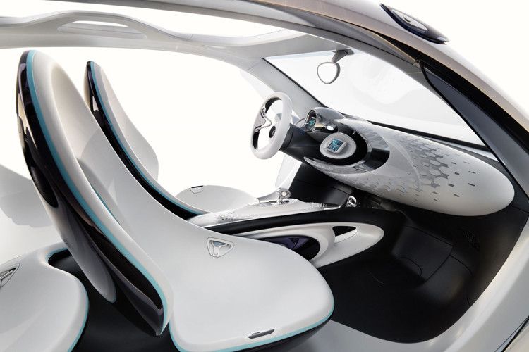 Die neue Generation des Smart-Viertürers setzt auf edle Anmutung. Der Hersteller spricht von „Premium-Charakter“. Diesen Anspruch unterstreicht bei der Studie unter anderem der aus Plexiglas gefräste Instrumententräger. (Foto: Smart)