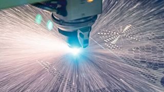 Chancen und Möglichkeiten zur digitalen Vernetzung und zur Integration von Lasersystemen in bestehende Produktionsprozesse sind ein Hauptaspekt des Lasys-Auftritts von Trumpf. Nicht zuletzt soll der Laserbearbeitungsprozess dafür quasi prädestiniert sein. Halle 4 am Stand C51. (Trumpf)