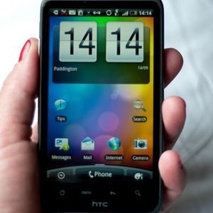 Das Desire HD ist das absolute Top-Modell der HTC Android Spartphones, mit 4,3“ Display, modernem 1 GHz Snapdragon Prozessor und neuer HTC Sense Oberfläche.