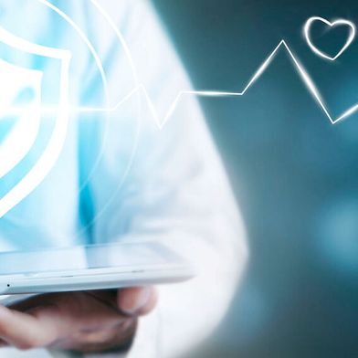 Apps auf Rezept können Kliniken und Praxen entlasten, elf Verbände fordern deshalb weniger bürokratische Hürden und mehr Unterstützung für digitale Innovationen. (Bild: © sasun Bughdaryan – stock.adobe.com)