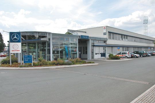 Die Daimler AG Mercedes-Benz Niederlassung in Nürnberg. (Archiv: Vogel Business Media)