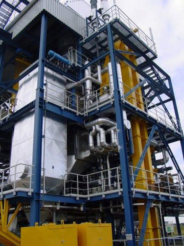 In dieser Anlage entsteht aus Holz ein besonders hochwertiges Gas, das sich durch hohen Heizwert und geringen Teergehalt auszeichnet. Um das Verfahren zu betreiben wurde das Prozessleitsystem automationX eingesetzt. (Archiv: Vogel Business Media)