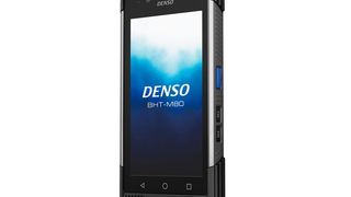 Dank eines 5-Zoll-Touch-Displays behält der Bediener des Handheld-Terminals BHT-M80 alles Wichtige im Blick. (Denso Wave)