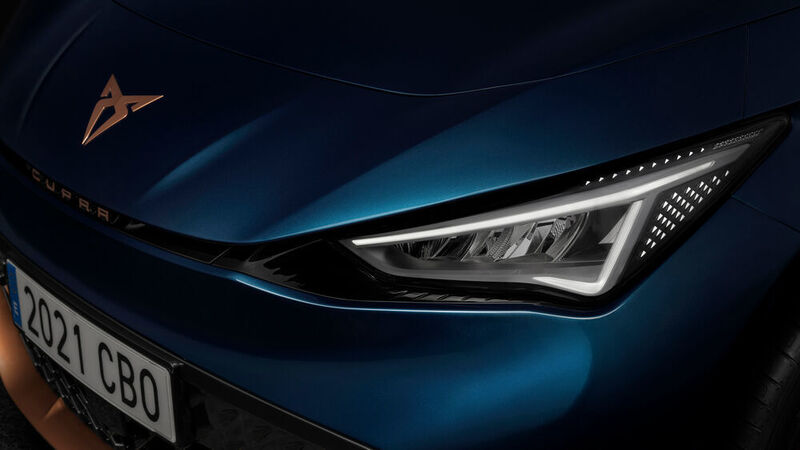 An der Front sind die LED-Scheinwerfer ein deutliches Erkennungsmerkmal des Born. (Seat)