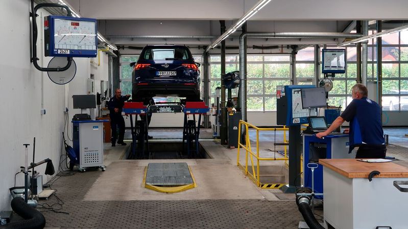 Für den TÜV-Report 2025 wurden rund 10,2 Millionen Hauptuntersuchungen an Pkw ausgewertet, die zwischen Juli 2023 und Juni 2024 erfolgten.(Bild:  Diehl – VCG)