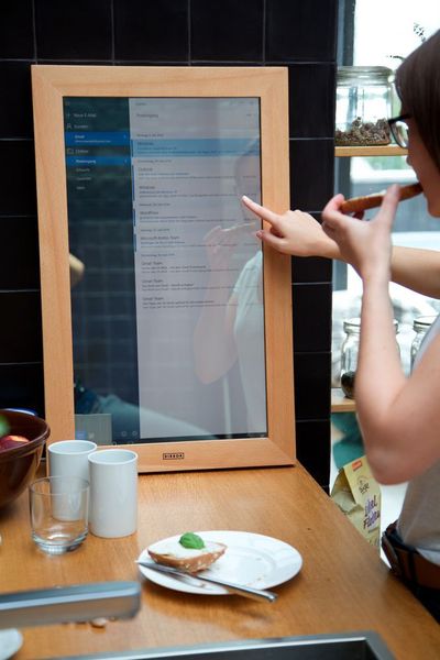 ...wird das smarte Gerät Dirror durch Knopfdruck zur intelligenten Schaltzentrale für Smart-Home-Anwendungen. (Dirror)
