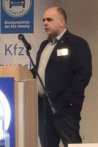 Treibt die Onlineprüfung in der Ausbildung voran: Vorstandsmitglied Thorsten Krämer (Kfz-Gewerbe Hessen).  (Bild: Baeuchle/»kfz-betrieb«)