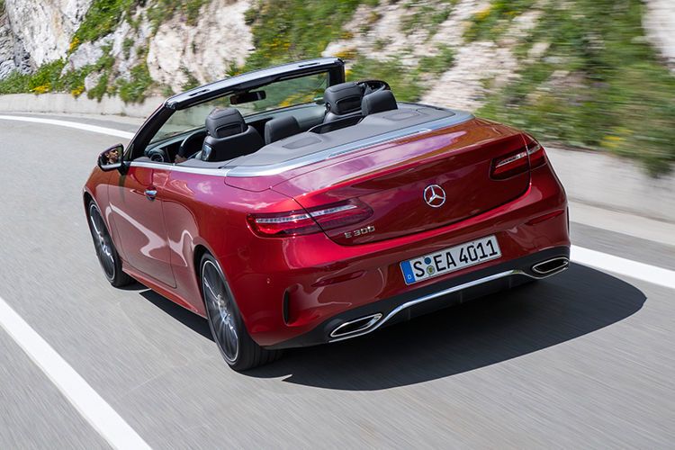 Mercedes E-Klasse Cabrio: Offener Sternenkreuzer || Bild 1 / 10