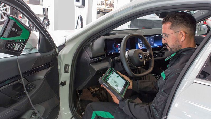 Das Cyber Security Management von Hella Gutmann unterstützt jetzt auch BMW-Modelle.(Bild:  Hella Gutmann Solutions GmbH)