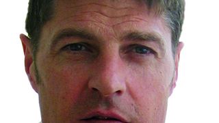 Emco-Maier-Geschäftsführer Gerhard Glanz:„Unser Auftragseingang aus Deutschland in den Monaten Januar bis März 2007 hat sich fast verdoppelt.“ Bild: Kuttkat (Archiv: Vogel Business Media)