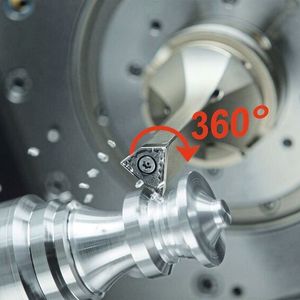 Das dynamische Freeturn-Werkzeug nutzt beim High Dynamic Turning den Rundum-Freiheitsgrad der Frässpindel. Der variable Schneidkantenwechsel erfolgt durch Rotation um die Werkzeugachse.