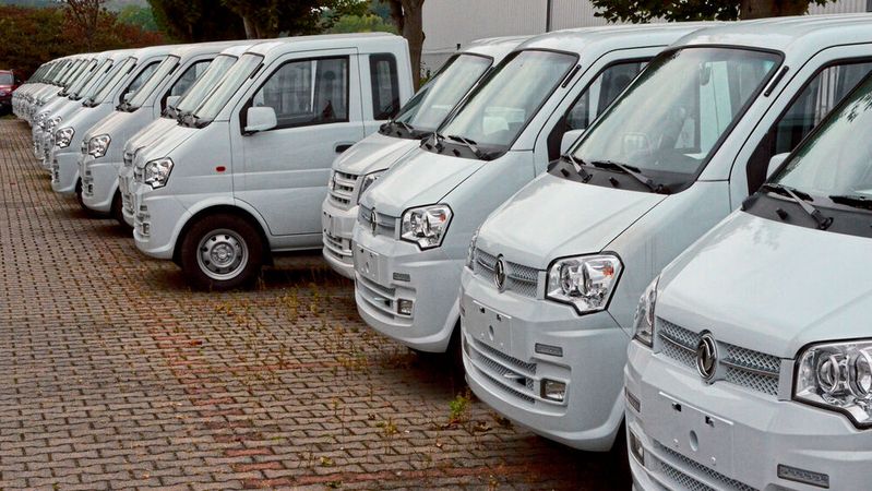 Für Unternehmen, die noch 2021 in eine E-Flotte investieren wollen, gibt es zusätzliche Fördermittel – auch für die dazugehörige Ladeinfrastruktur.(Bild:  Wehner/»kfz-betrieb«)