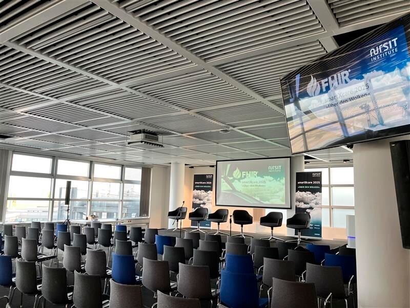 Die Veranstaltung startete am Morgen mit einer kurzen Begrüßung.  (Bild: © Serina Sonsalla / Vogel IT-Medien)