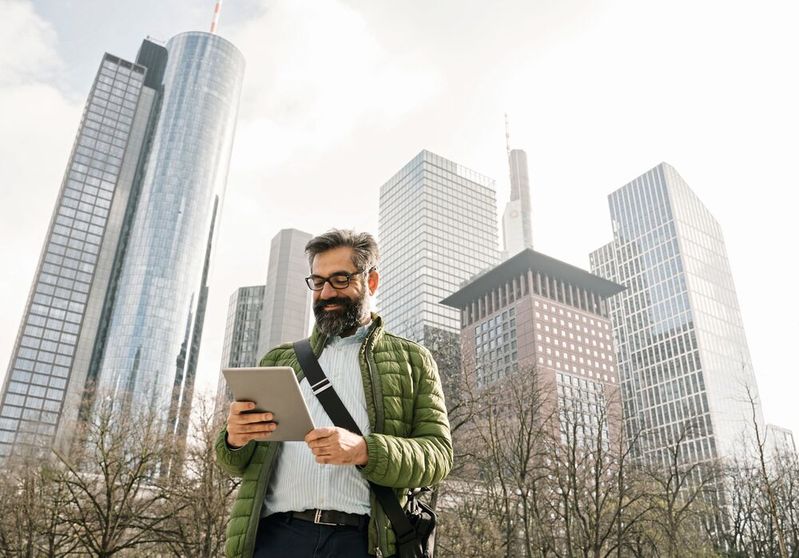 In der Smart City sind Digitalisierung, Nachhaltigkeit und Resilienz untrennbar miteinander verbunden.(Bild:  Gettyimages)