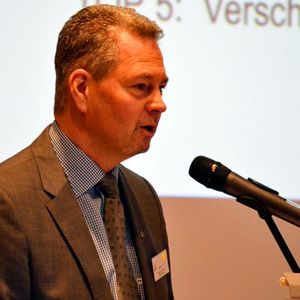 Igedos-Vorstandssprecher Rolf Höschele: „Wir müssen uns gerade noch mehr zur Decke strecken.“(Bild:  Rehberg / »kfz-betrieb«)