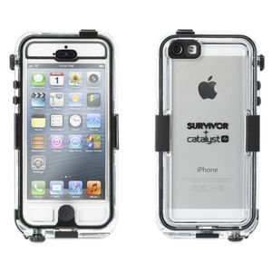 Das Survivor + Catalyst Waterproof Case ist die wasserdichte Hülle der Survivor-Reihe. Das Anti-Schock-System schützt das iPhone vor dem Fall aus bis zu zwei Metern Höhe. Gleichzeitig erlaubt es den vollen Zugriff auf alle Funktionen des iPhones.