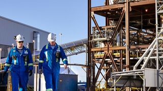 Das „Waste-to-Chemicals“-Projekt in Rotterdam ist ein Schritt zu einer nachhaltigeren chemischen Industrie und Kreislaufwirtschaft.  (Merle Prosofsky Photography/ Nouryon)