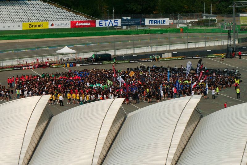 Insgesamt haben 2642 Studenten aus 23 Nationen an der Formula Student Germany teilgenommen. (Bild: Sandro Kipar/VCG)