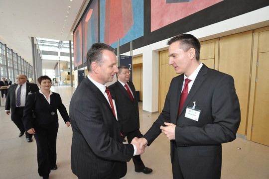 Matthias Dehn und Ina-Patricia Dehn aus Brandenburg vom Honda Autohaus Dehn hatten zwar keine so weite Anreise. Aufgeregt waren sie aber ebenso wie die Bayern oder Ruhrpottler. (Archiv: Vogel Business Media)