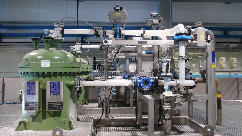 Filtration unit of the sodium hypochlorite plant (Picture: Chemieanlagenbau Chemnitz)