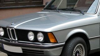 Modelle des BMW 3er der Baureihe E21 haben im vergangenen Jahr am stärksten an Wert gewonnen. (BMW E21 Baur TC1 (1979–1982) / Sven Storbeck / CC BY-SA 3.0)