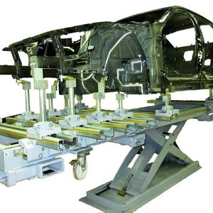 Universelle Richtwinkelsysteme, die der Betrieb selbst besitzt, verursachen keine Leih- und Transportkosten.