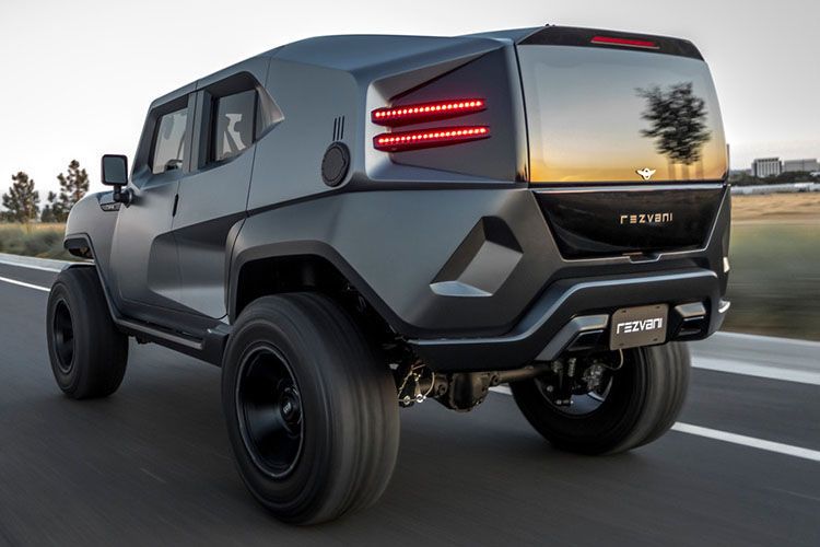 Dazu gehört ein Hightech-Fahrwerk mit zusätzlichen Komponenten und speziellen Bremsen. (Rezvani Motors)