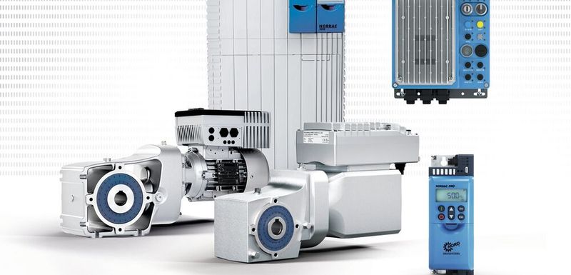 Ob im Schaltschrank oder direkt am Motor: Nord bietet Antriebselektronik für beide Varianten mit gleicher Ausstattung und Performance.(Bild:  Nord Drivesystems)