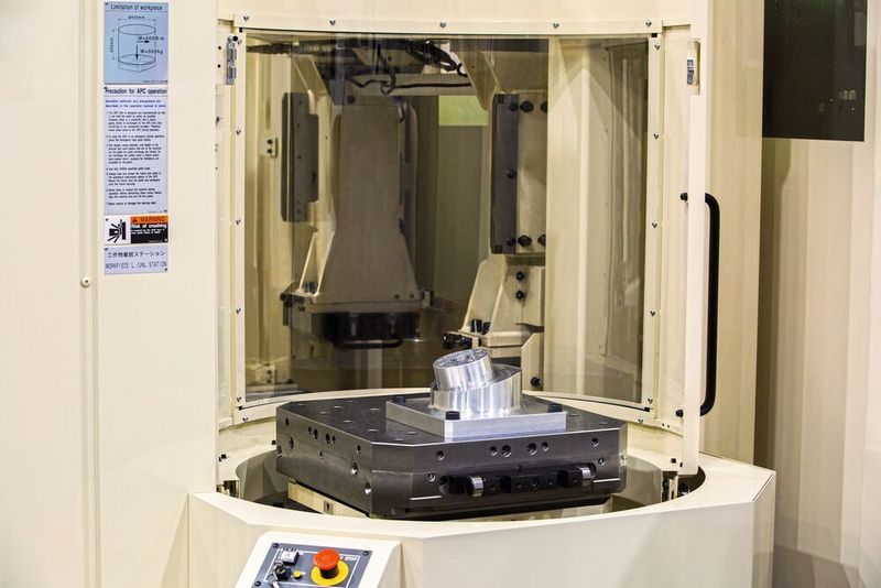 Ladestation des Yasda-BAZ YBM-7Ti. (Yasda)