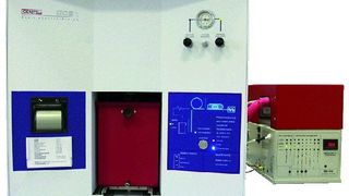 Abb.1: Das Gerstel Quality-Control-System (QCS) für die Headspace-GC-Untersuchung von Getränkedosen. (Archiv: Vogel Business Media)