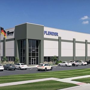 Das neue Servicegebäude von Flender in Elgin, IL. Die Aufnahme des Betriebs ist für das erste Quartal 2026 geplant. Das neue Gebäude befindet sich direkt neben dem bestehenden Gebäude, das im Hintergrund zu sehen ist.(Bild:  Flender)