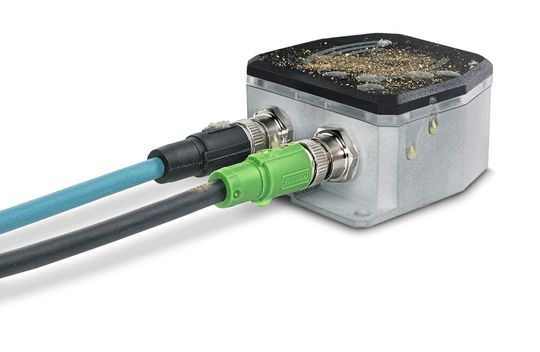 Die NearFi-Koppler widerstehen auch Staub und Schmutz.(Bild:  Phoenix Contact)