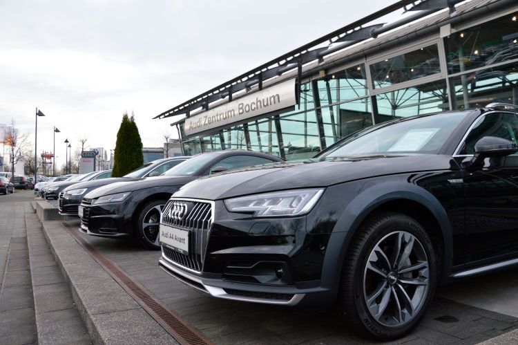 Der Betrieb soll aber räumlich expandieren. (Achter / »kfz-betrieb«)