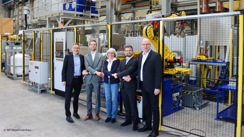 Stefan Rasche - Sales Director WF Maschinenbau, Patric Winterhalter - Director Hydraulik Presses ANDRITZ Schuler, Beate Winkelmann - Beirätin WF Maschinenbau, Paul Thom - Sales Manager Hydraulic Presses, Christian Malkemper - CEO WF Maschinenbau(Source:  Andritz Schuler)