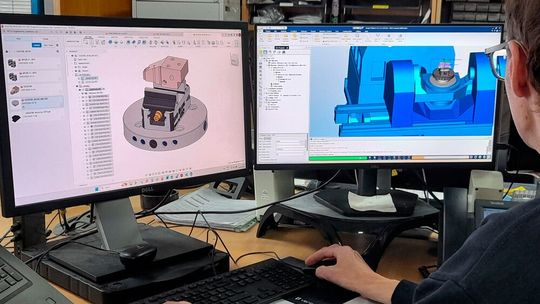 Production Engineer James Humphrey at his Vericut workstation(Source:  Vericut)