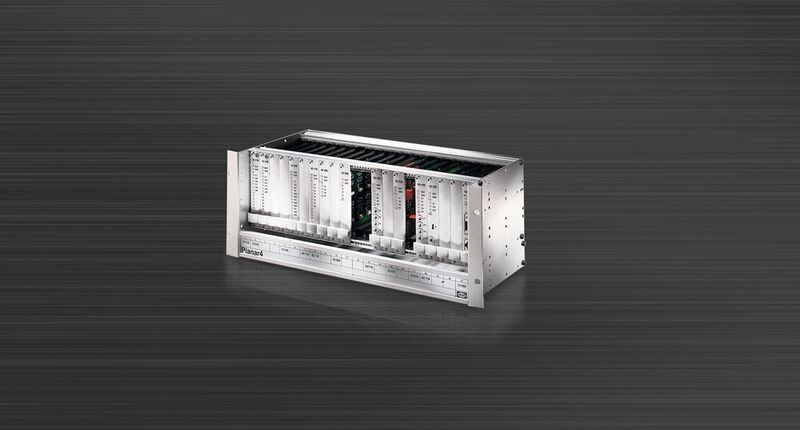  1970 entwickelt Hima  Planar, das erste TÜV-geprüfte Sicherheitssystem der Welt. Planar4 ist das einzige Safety-System weltweit, das bis Safety Integrity Level (SIL) 4 eingesetzt werden darf. Es wird durch Verdrahtung programmiert und ist dadurch extrem robust. (Hima)