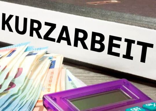 Die Zahlungsdauer für Kurzarbeitergeld will das Bundesarbeitsministerium erneut verlängern. Das hat seinen Grund ...(Bild:  B. Schinksy)