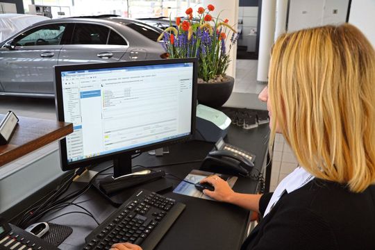 Digitale Akten sparen im operativen Geschäft viel Zeit. Digitale Akten sparen im operativen Geschäft viel Zeit.