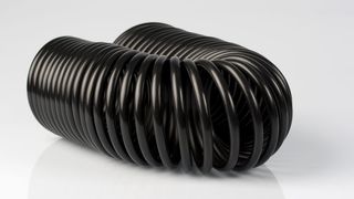 Extrudiertes Rohr aus Hostaform XT20  (Bild: Ticona)