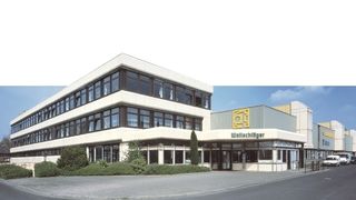 Wollschläger expandiert und hat in den Ausbau des Zentrallagers am Firmensitz in Bochum investiert. Bilder: Crown (Archiv: Vogel Business Media)