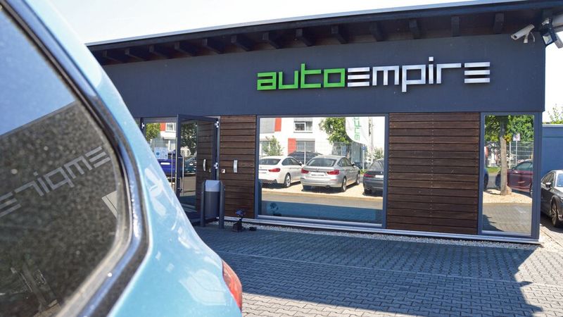Auto Empire ist ein Profi in Sachen E-Commerce. Das Unternehmen verkauft weltweit Autos, aber nur wenige vor der eigenen Haustür. (Bild: Achter – »kfz-betrieb«)