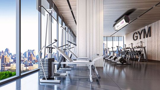 Mit UV-Desinfektionsgeräten kann beispiesweise die Viruslast in der Luft im Fitnessstudio reduziert werden. Mit UV-Desinfektionsgeräten kann beispiesweise die Viruslast in der Luft im Fitnessstudio reduziert werden.