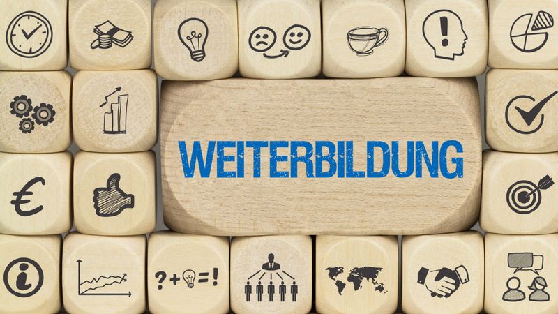 Der FSK bietet ein neues Schulungsprogramm am IKT in Stuttgart an. Das Schulungskonzept kombiniert theoretische Grundlagen mit einem hohen Anteil an Praxisanwendungen.(Bild:  stock.adobe.com - magele-picture)