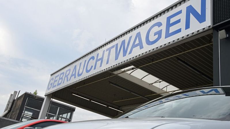 Wie gut sind Händler für Zeiten gerüstet, in denen das Gebrauchtwagengeschäft wieder härter wird? »kfz-betrieb« zeigt am Beispiel des Autohauses Bergmann (Name von der Redaktion geändert) in einer losen Serie, wo Herausforderungen liegen.(Bild:  Achter – VCG)